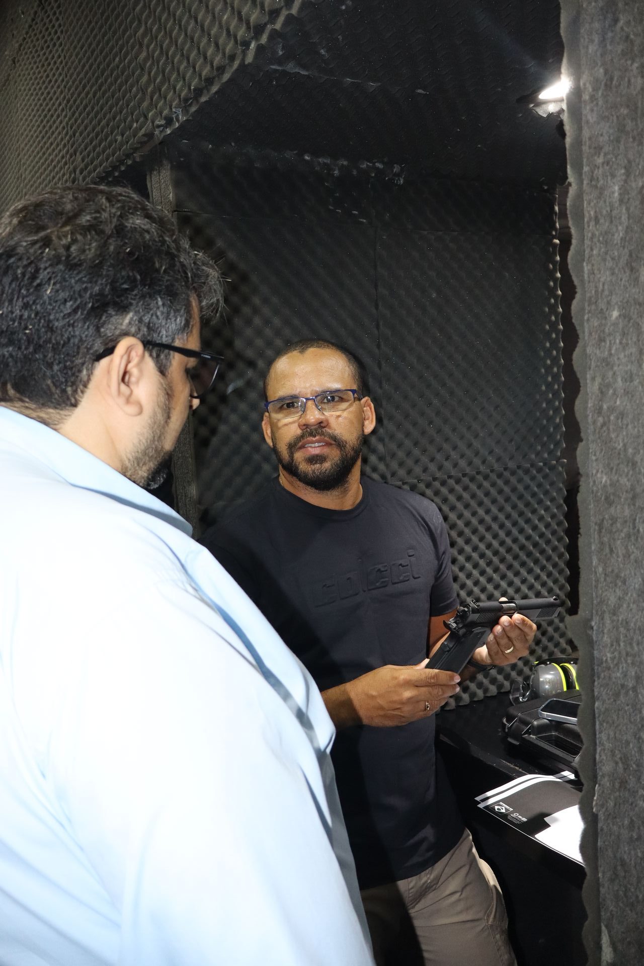 Instrução acompanhada por instrutor credenciado